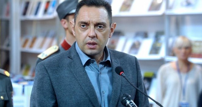 Aleksandar Vulin najavio kandidaturu za predsjednika Srbije - featured image Aleksandar Vulin najavio kandidaturu za predsjednika Srbije - featured image
