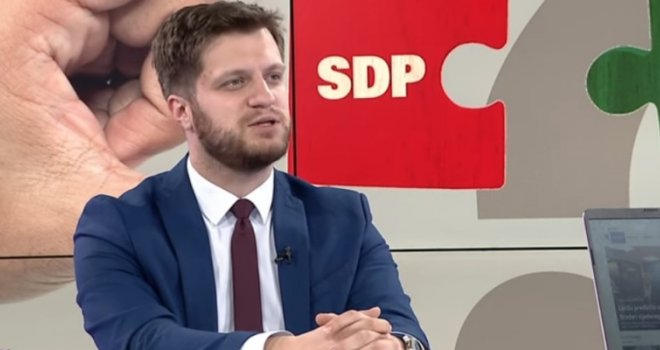 Irfan Čengić: SDA i SDP trebaju sjesti i razgovarati o formiranju vlasti - featured image Irfan Čengić: SDA i SDP trebaju sjesti i razgovarati o formiranju vlasti - featured image