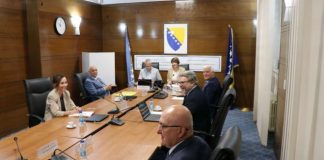 Ko je sve kažnjen zbog preuranjene kampanje i zloupotrebe djece u političke svrhe? - featured image