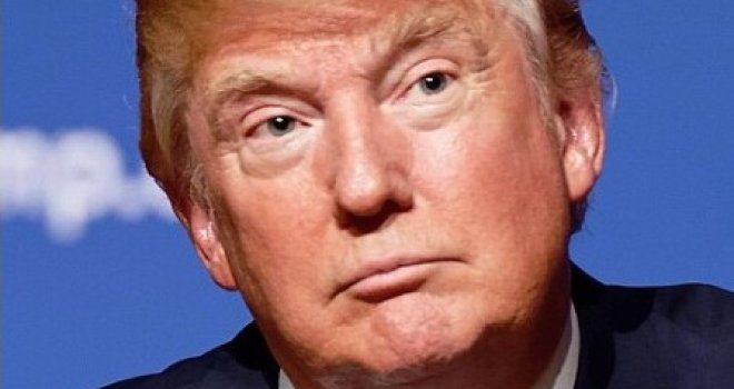 Trumpovi saradnici 'u panici' zbog angažmana u RS-u: Predsjednik 'mrzi kada ljudi zarađuju na njemu' - featured image Trumpovi saradnici 'u panici' zbog angažmana u RS-u: Predsjednik 'mrzi kada ljudi zarađuju na njemu' - featured image
