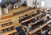 Nove projekcije mandata u Skupštini KS: Ostaje li SBiH na 7 mandata? Nove projekcije mandata u Skupštini KS: Ostaje li SBiH na 7 mandata? - featured image