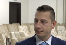 Goganović upozorava na stanje u vojsci BiH: Nema uniformi ni čizama, a spominje se misija u Gazi Goganović upozorava na stanje u vojsci BiH: Nema uniformi ni čizama, a spominje se misija u Gazi - featured image