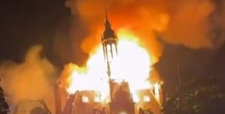 Video / Francuski gradovi u plamenu: Spaljena historijska zgrada, neredi stigli nadomak Jelisejske palate - featured image