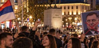 BANJALUKA SLAVI VUČIĆEV PORAZ: Imaju poruku i za Mileta.. - featured image