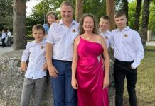 Njemačka porodica došla u BiH na odmor i ostala ovdje da živi: “Bosna je nebrušeni dijamant“ Njemačka porodica došla u BiH na odmor i ostala ovdje da živi: “Bosna je nebrušeni dijamant“ - featured image