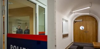 Austrija: Državljanka BiH, Hrvat i još jedan osumnjičeni od 2008. neosnovano primili gotovo 63.300 eura socijalne pomoći Austrija: Državljanka BiH, Hrvat i još jedan osumnjičeni od 2008. neosnovano primili gotovo 63.300 eura socijalne pomoći - featured image