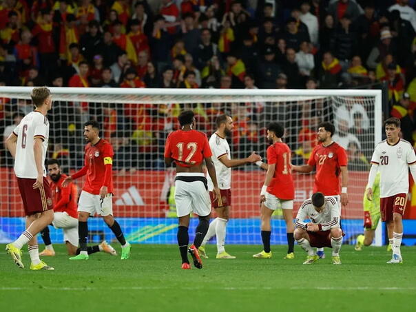 “Ko ne skače, taj je musliman”: FIFA žestoko kaznila Špance zbog uvreda navijača - featured image “Ko ne skače, taj je musliman”: FIFA žestoko kaznila Špance zbog uvreda navijača - featured image