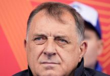 Dodik traži da se BiH proglasi nepostojećom državom: “Federacija je za mene daleko inostranstvo” Dodik traži da se BiH proglasi nepostojećom državom: “Federacija je za mene daleko inostranstvo” - featured image