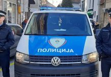 Tuča na izborima: Posmatrač fizički napao člana izborne komisije - featured image