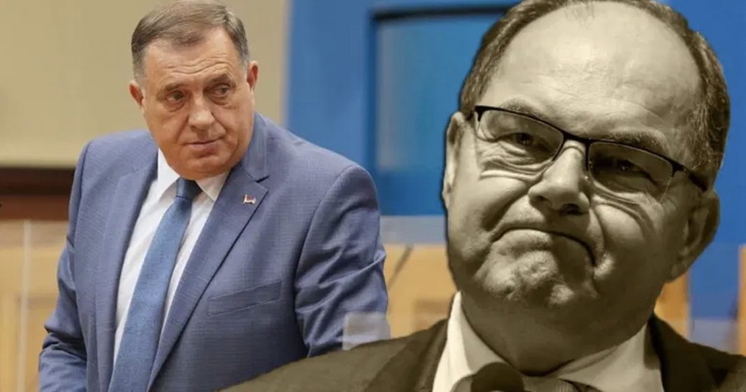 Schmidt: “Evo kad će Dodik pokušati cijepanje BiH, tražimo alate da reagujemo” - featured image Schmidt: “Evo kad će Dodik pokušati cijepanje BiH, tražimo alate da reagujemo” - featured image
