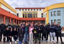 BH Fanaticosi u Žepču posjetili djevojčicu kojoj su skidali hidžab: Sva djeca trebaju biti jednaka i zaštićena! - featured image