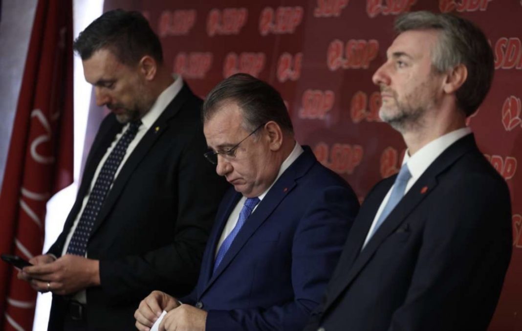 Nikšić poručio Konakoviću i Ćudić da Trojka više ne postoji, SDP želi koaliciju sa SDA - featured image Nikšić poručio Konakoviću i Ćudić da Trojka više ne postoji, SDP želi koaliciju sa SDA - featured image