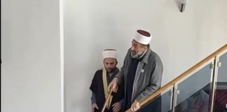 Incident na džumi u Beogradu: Bivši muftija Jusufspahić nije dao lokalnom imamu da održi hutbu Incident na džumi u Beogradu: Bivši muftija Jusufspahić nije dao lokalnom imamu da održi hutbu - featured image