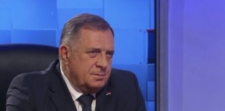 MILORAD DODIK NAJAVLJUJE HAOS: “Novi Ustav donosimo 9. januara, Banjaluka glavni grad, Pale prijestonica” MILORAD DODIK NAJAVLJUJE HAOS: “Novi Ustav donosimo 9. januara, Banjaluka glavni grad, Pale prijestonica” - featured image