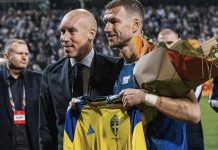 Kakav gest Šveđana prema Džeki: Pridružili se špaliru i nakon utakmice mu uručili poseban poklon - featured image