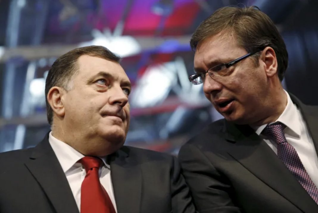 Državne vile na Dedinju: Vučić, Brnabić i Nikolić mogli bi ih napustiti - featured image Državne vile na Dedinju: Vučić, Brnabić i Nikolić mogli bi ih napustiti - featured image