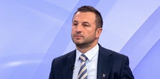EFENDIĆ ŽESTOKO PORUČIO: Udario na Srbiju i Hrvatsku, poslao jasnu poruku susjedima EFENDIĆ ŽESTOKO PORUČIO: Udario na Srbiju i Hrvatsku, poslao jasnu poruku susjedima - featured image