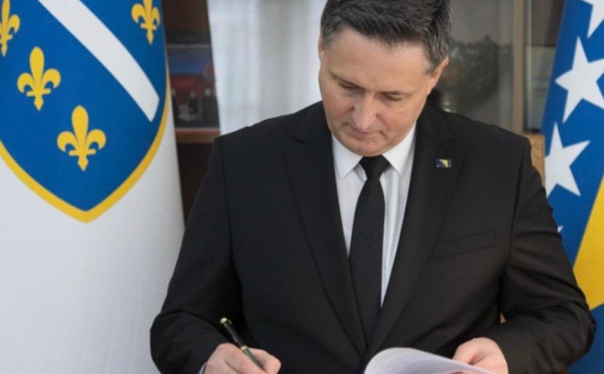 Bećirović čestitao novom reisul-ulemi: Bećirović čestitao novom reisul-ulemi: