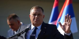 Posjeta Sheheen i snažna objava: “Izgleda da je Dodika stigla kletva: Dabogda ti kuća bila na CNN-u” Posjeta Sheheen i snažna objava: "Izgleda da je Dodika stigla kletva: Dabogda ti kuća bila na CNN-u" - featured image