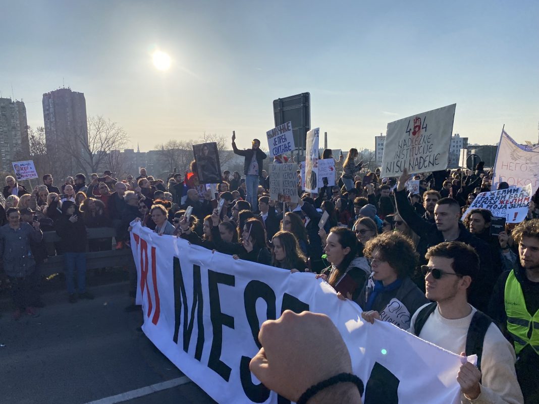 Studentski protest na Žeželjevom mostu u Novom Sadu, 1. februara 2025.